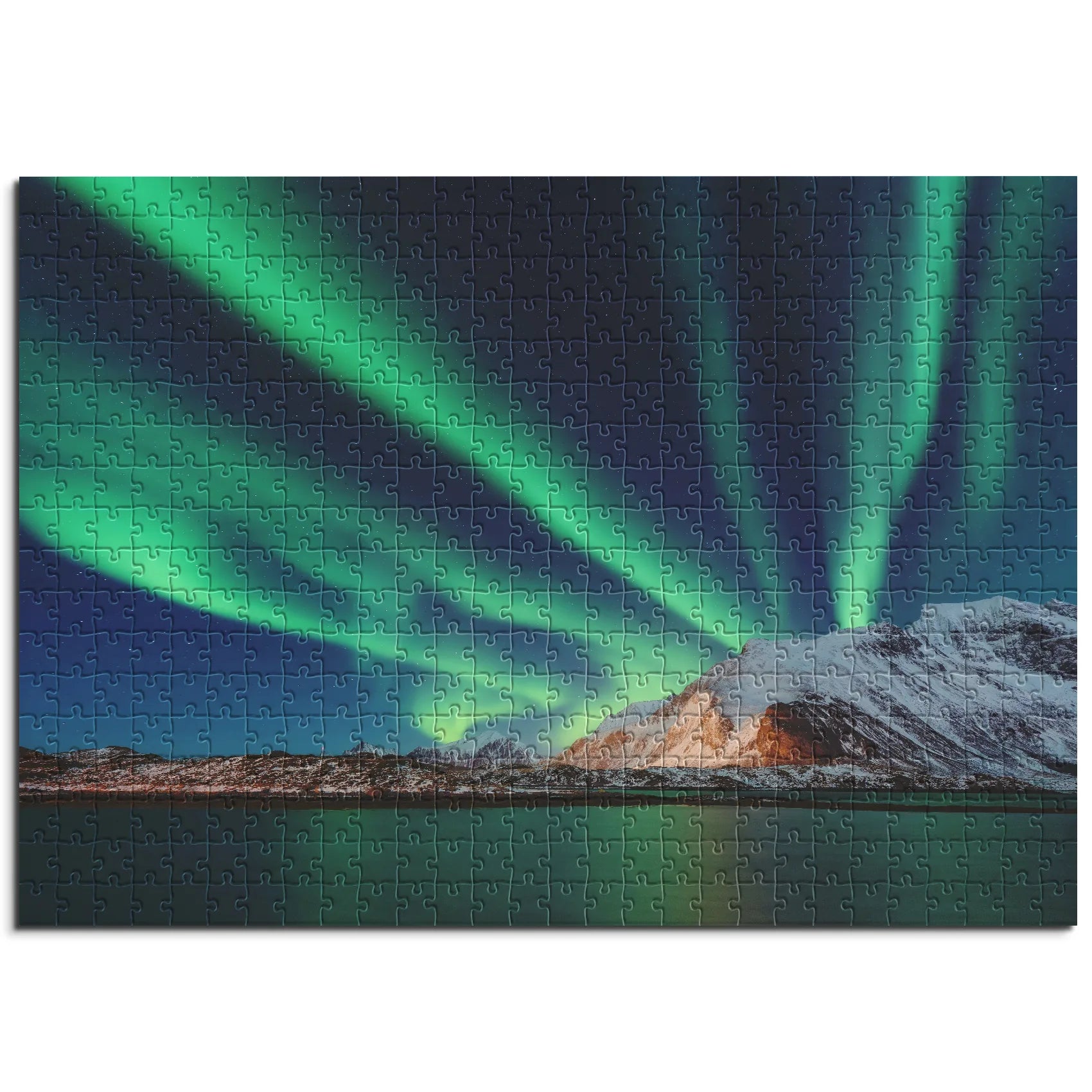 Nordlicht über Fjorden