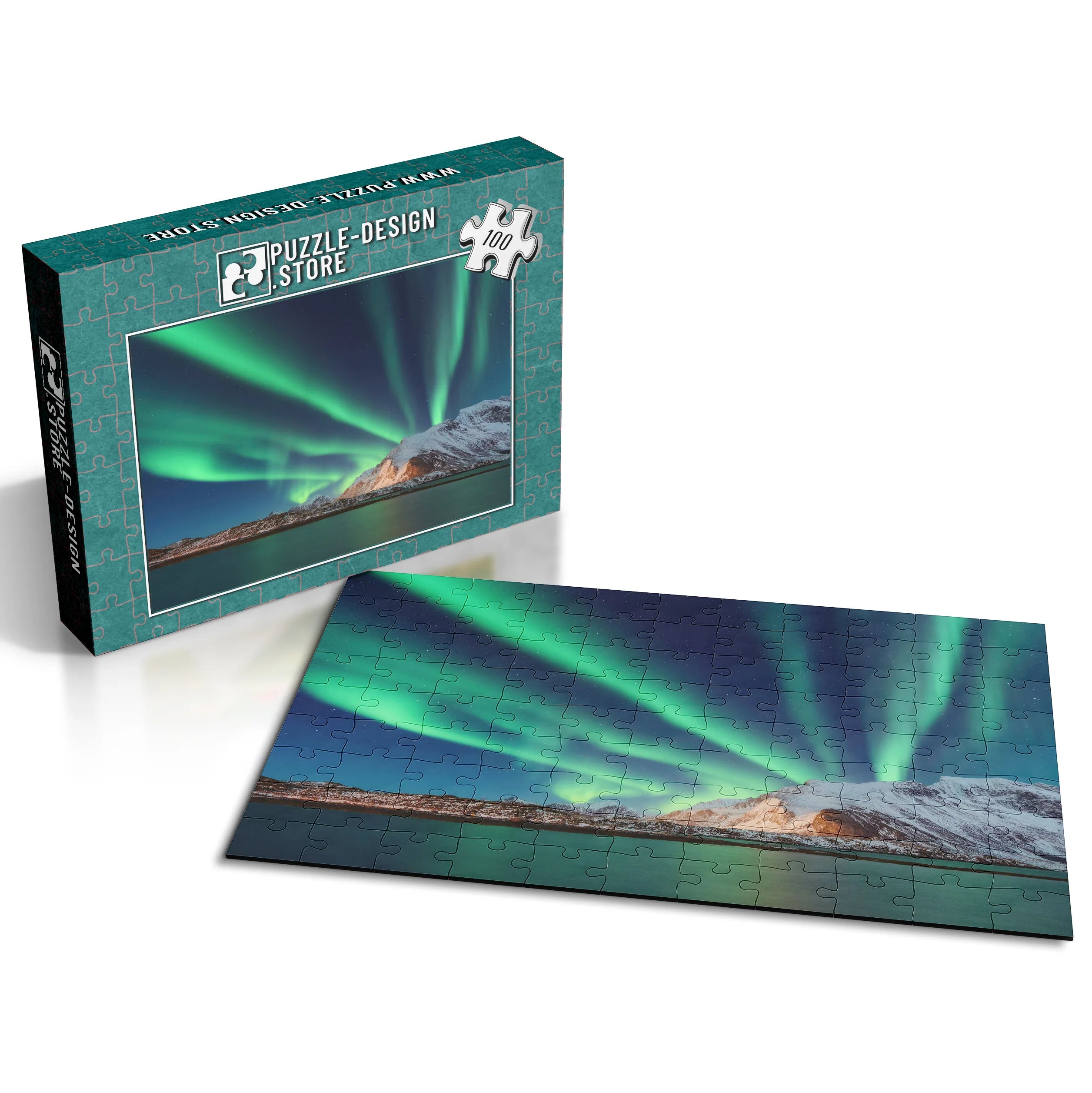 Nordlicht über Fjorden