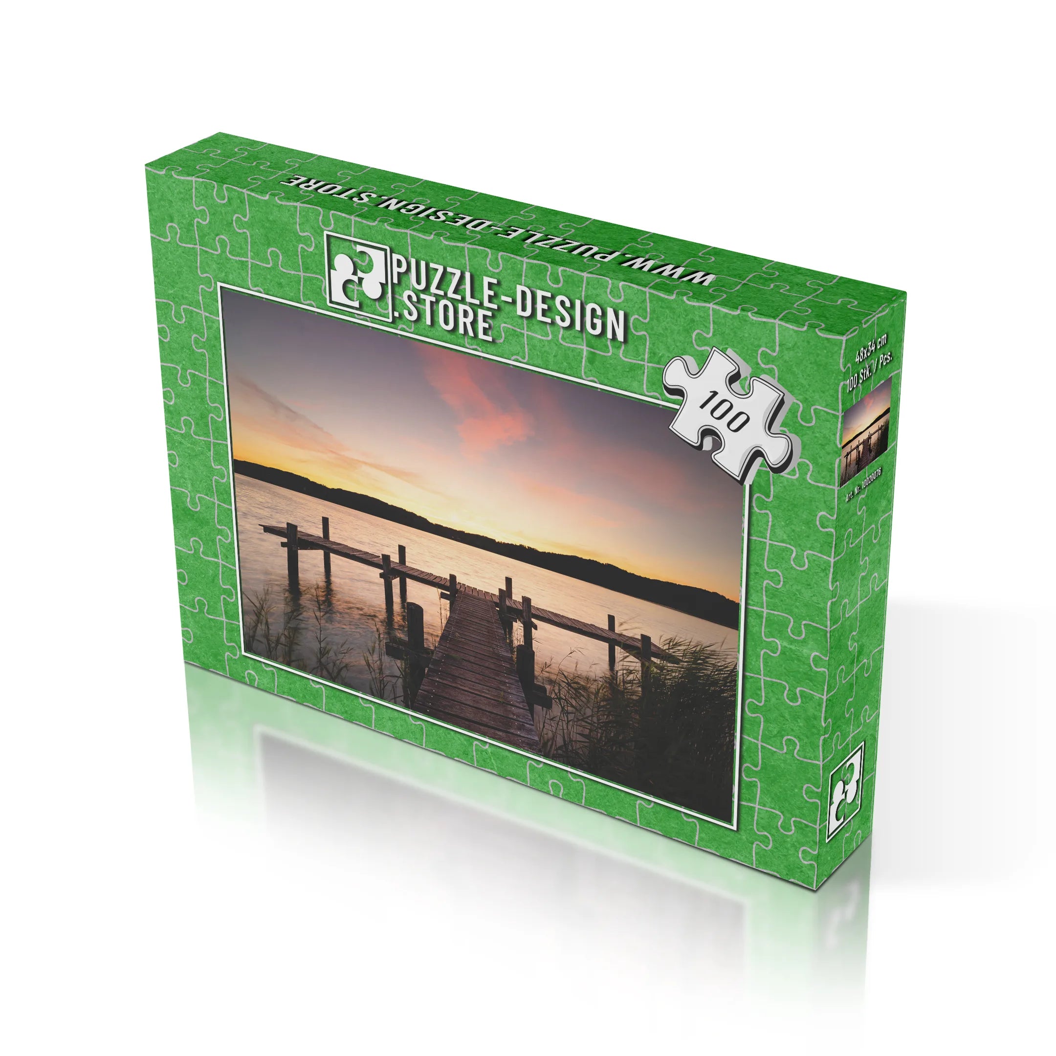 Steg im Sonnenaufgang