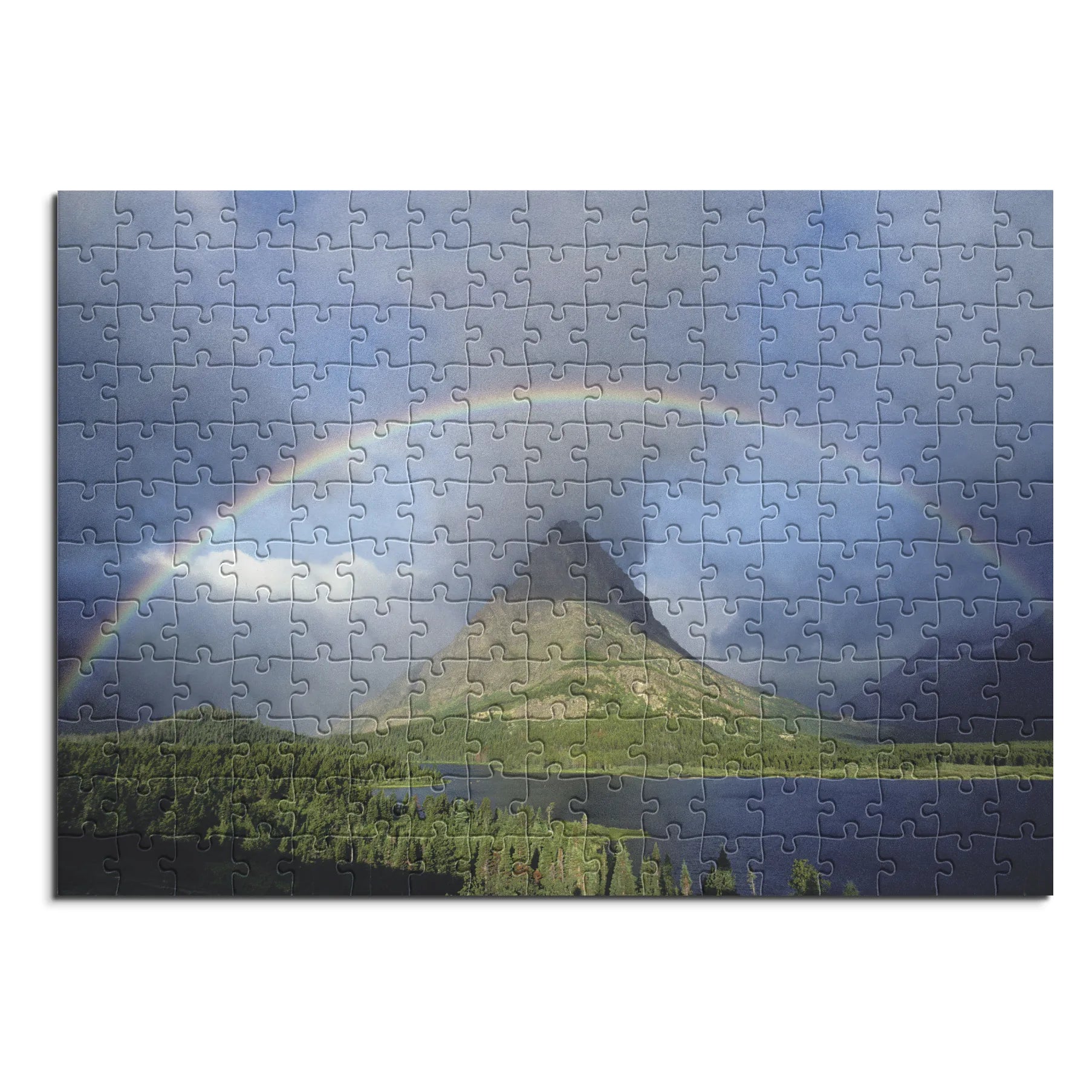 Regenbogen über Berg