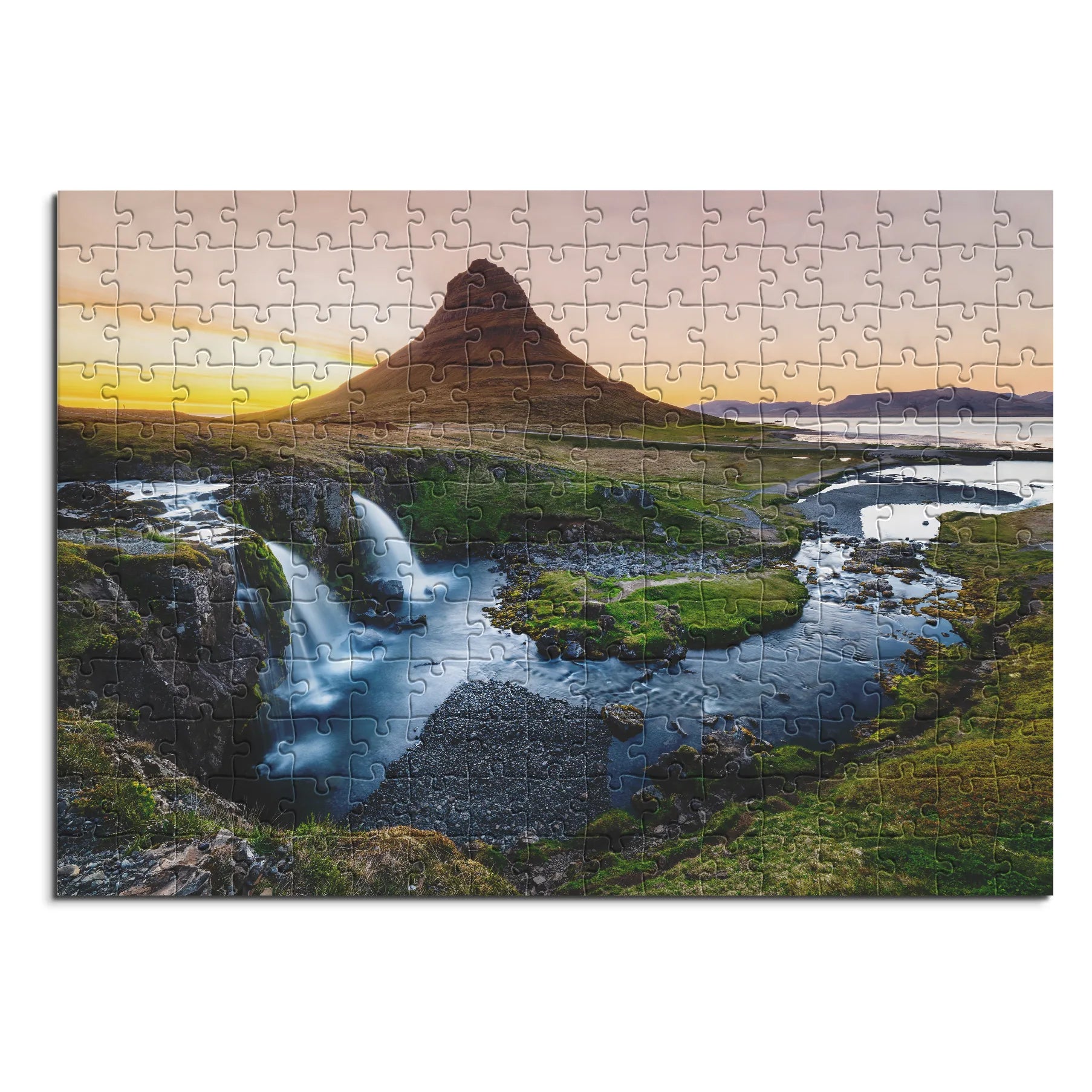 Kirkjufell bei Sonnenuntergang