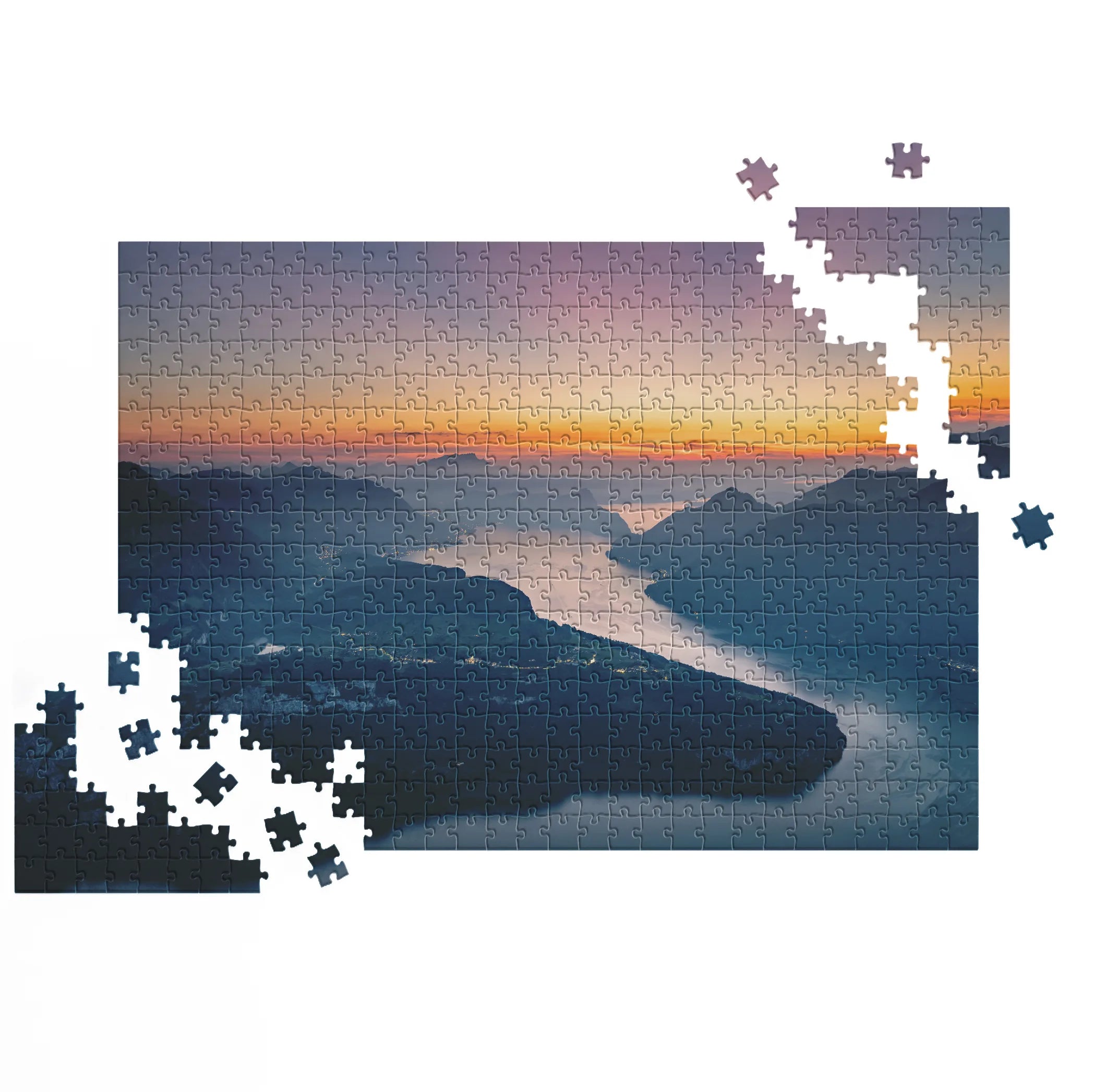 Fjordblick bei Sonnenuntergang