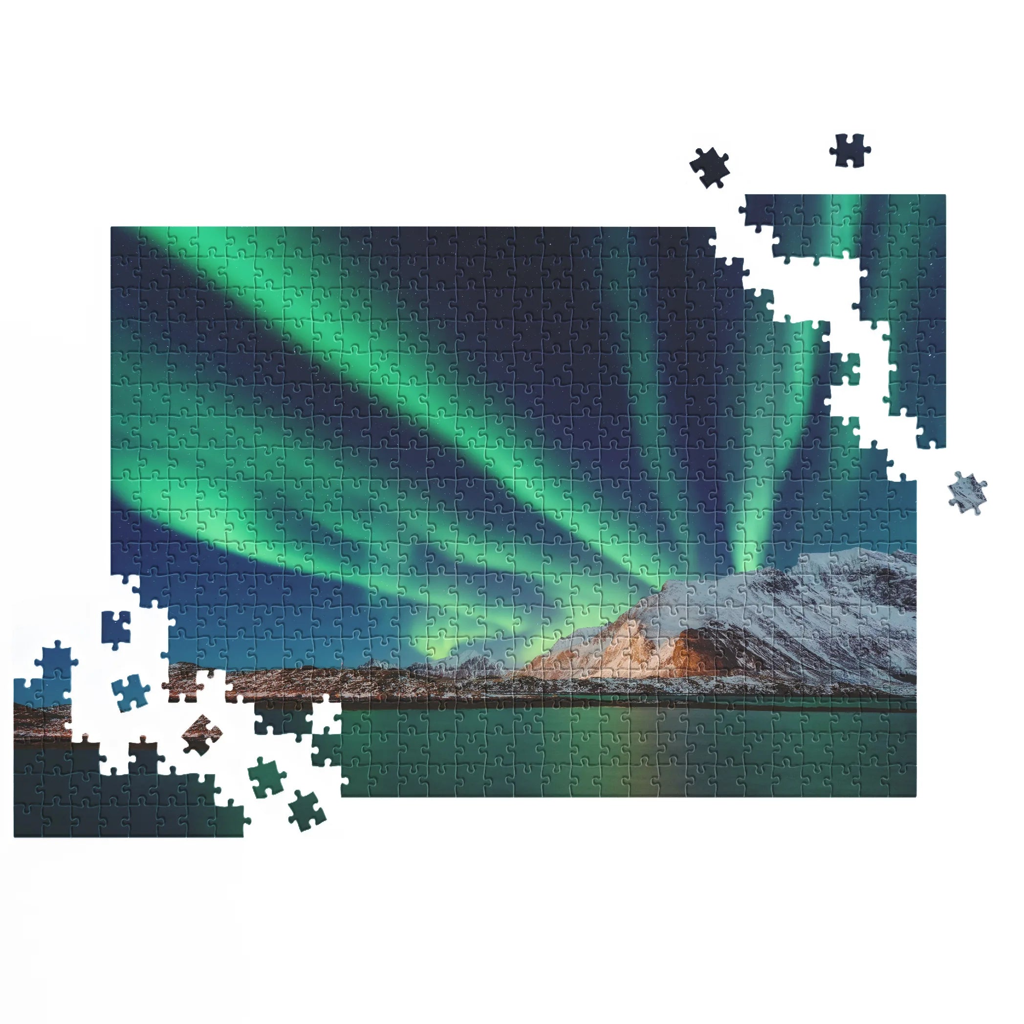 Nordlicht über Fjorden